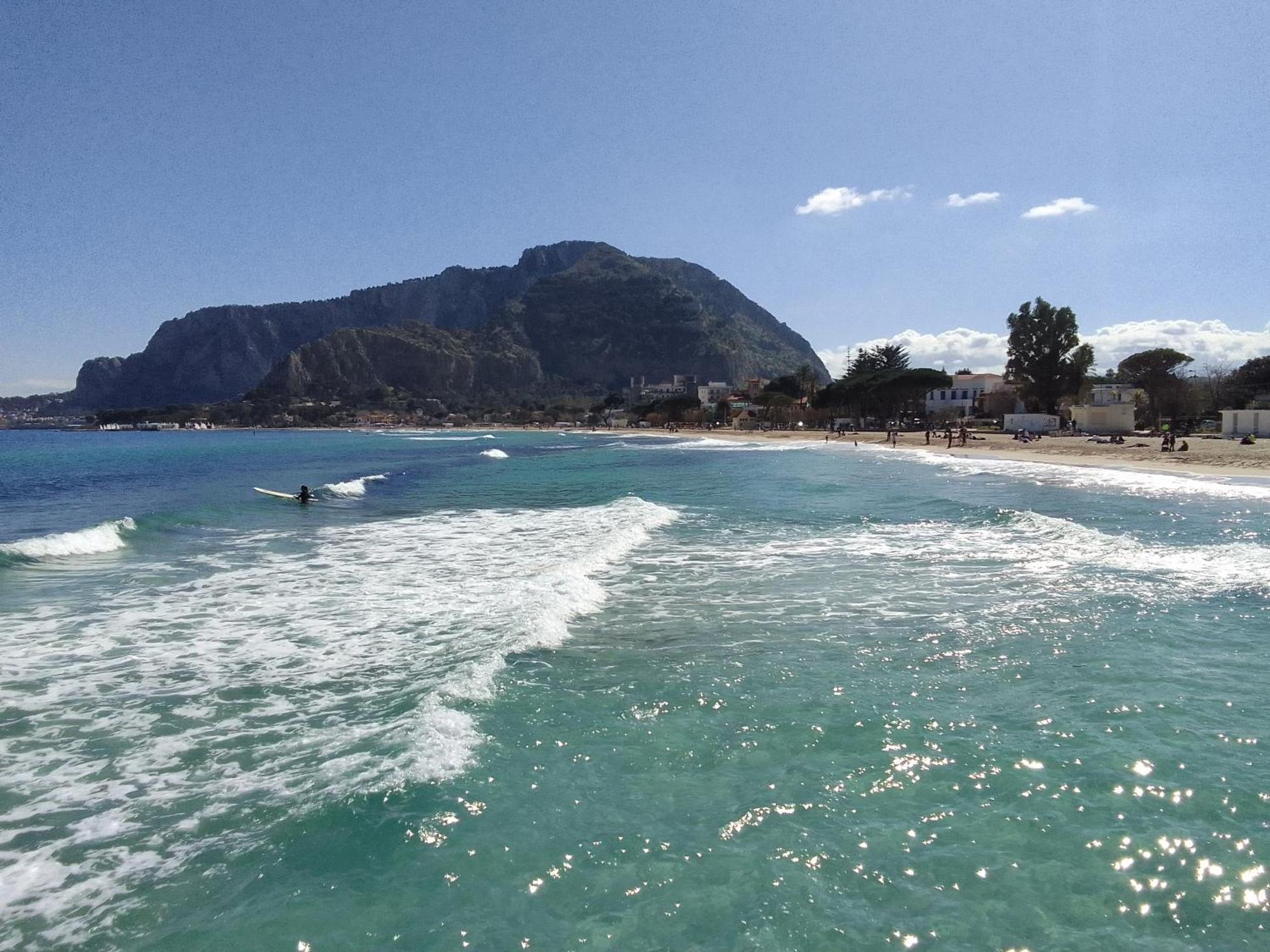 La Casetta Di Rosario Mondello Palermo Exterior foto